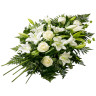 Траурный букет из роз и лилий